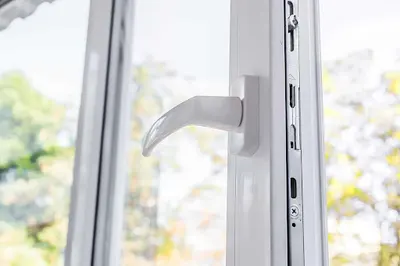 Naprawa Okien Warszawa, Serwis Okien, Regulacja, Wymiana szyb, Wymiana uszczelek